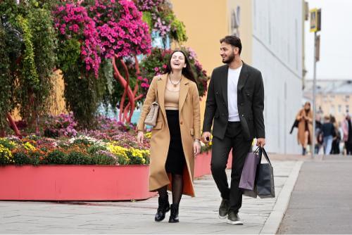 Couple walking through the city